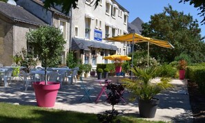 Children's play area - outdoor