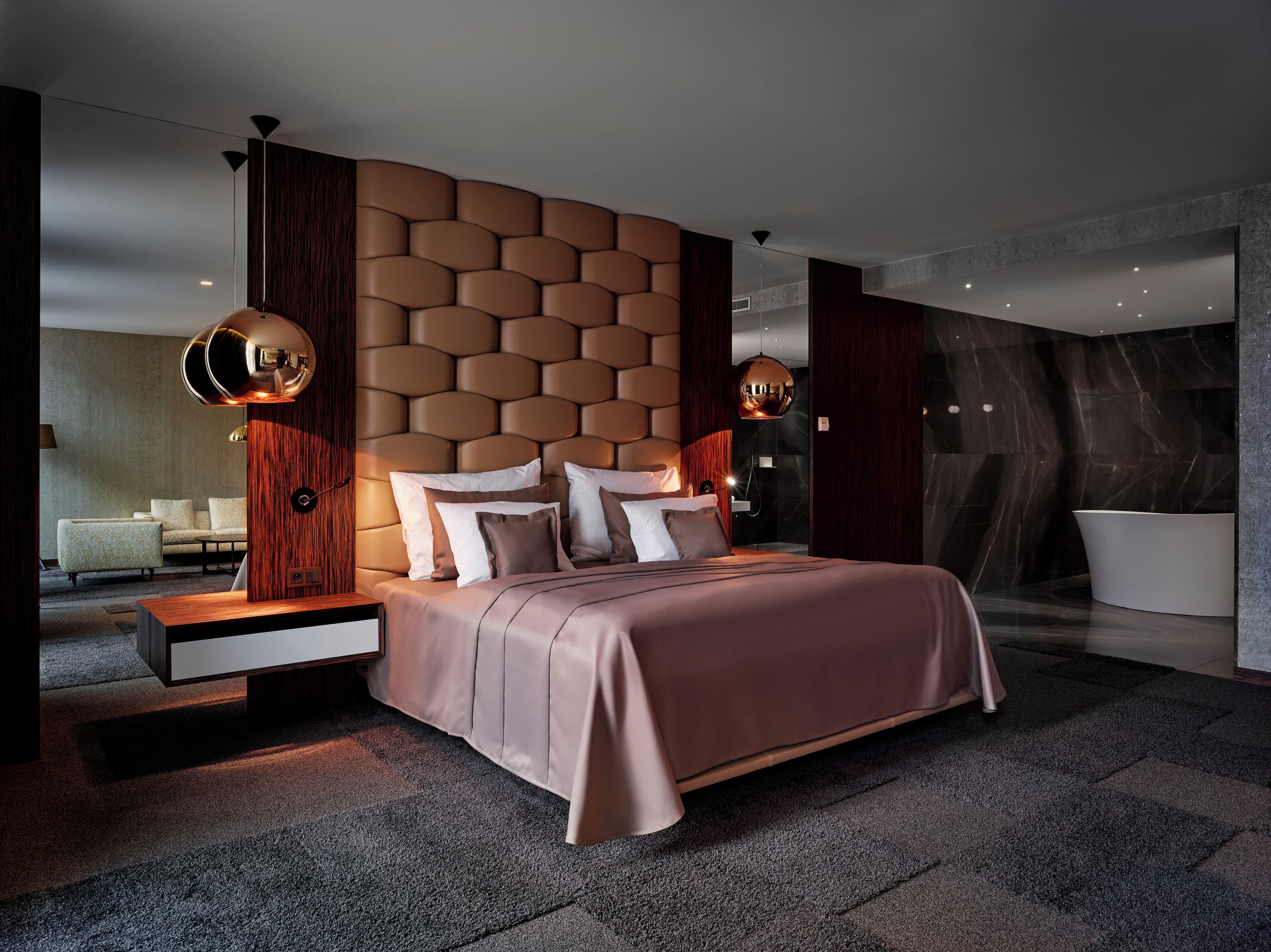 Appartement, 1 chambre, baignoire | Minibar, coffres-forts dans les chambres, bureau