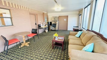 Sala de estar en el lobby