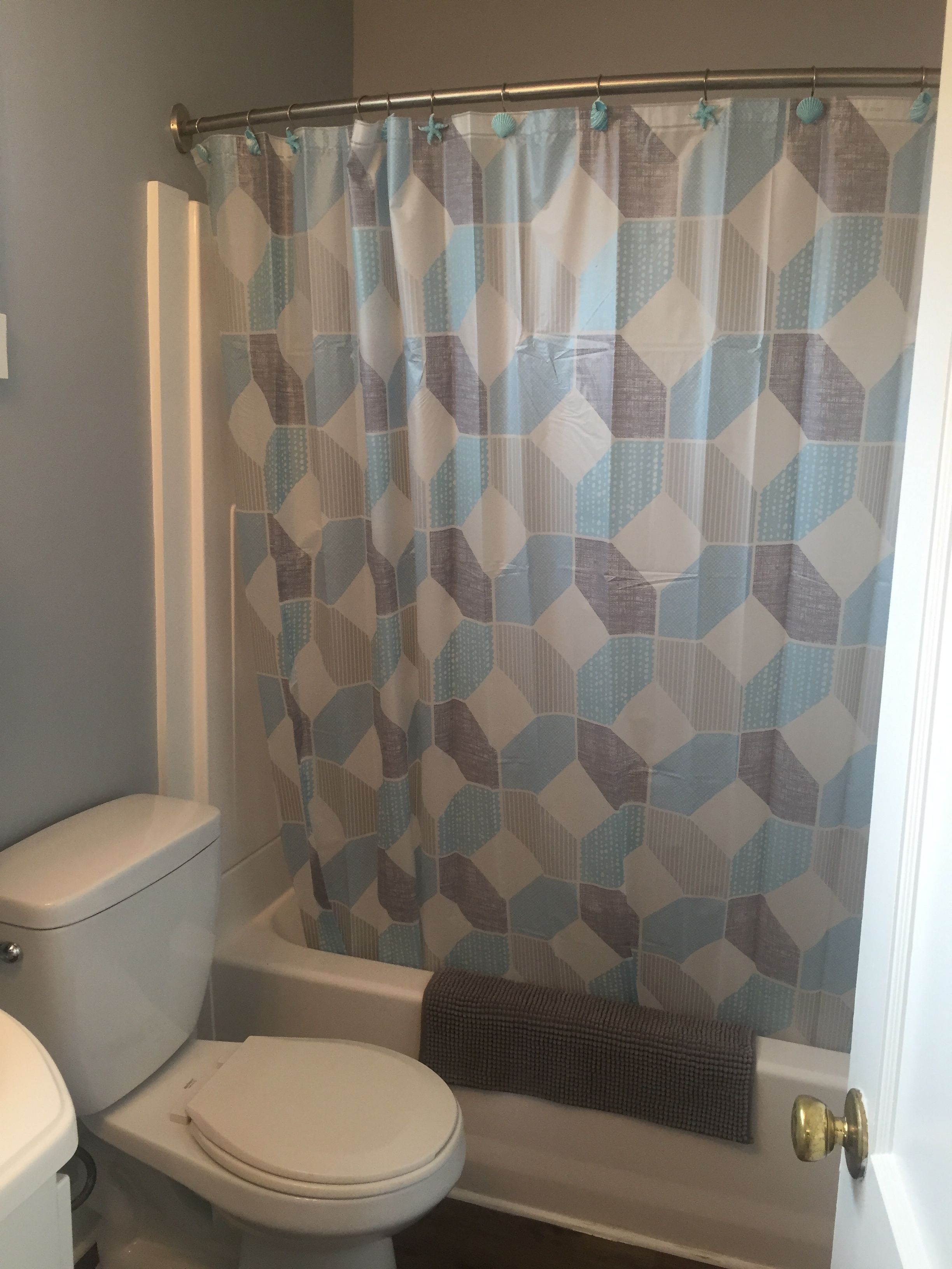 12 large cottage | bathroom | towels