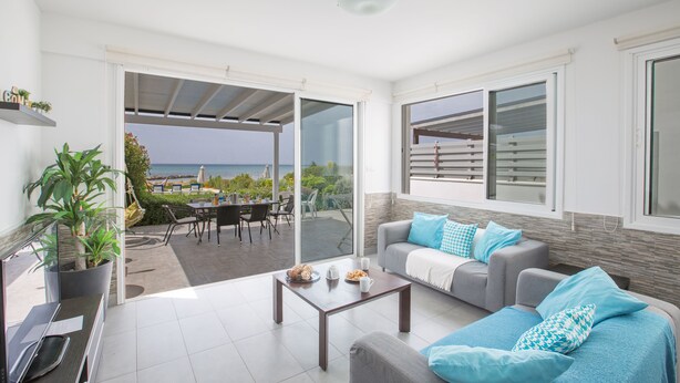 Villa, 3 Bedrooms, Private Pool | Living room | 32-inch flat-screen TV with satellite channels, LCD TV, DVD player - Gorgona Villas (Sotira)