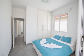 Villa, 3 slaapkamers, privézwembad | 3 slaapkamers, een kluis op de kamer, geluiddichte muren
