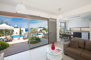 Villa, 3 Bedrooms, Private Pool, Sea View | Living room