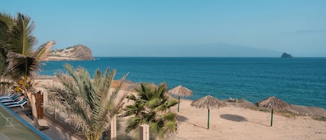 In Strandnähe, weißer Sandstrand