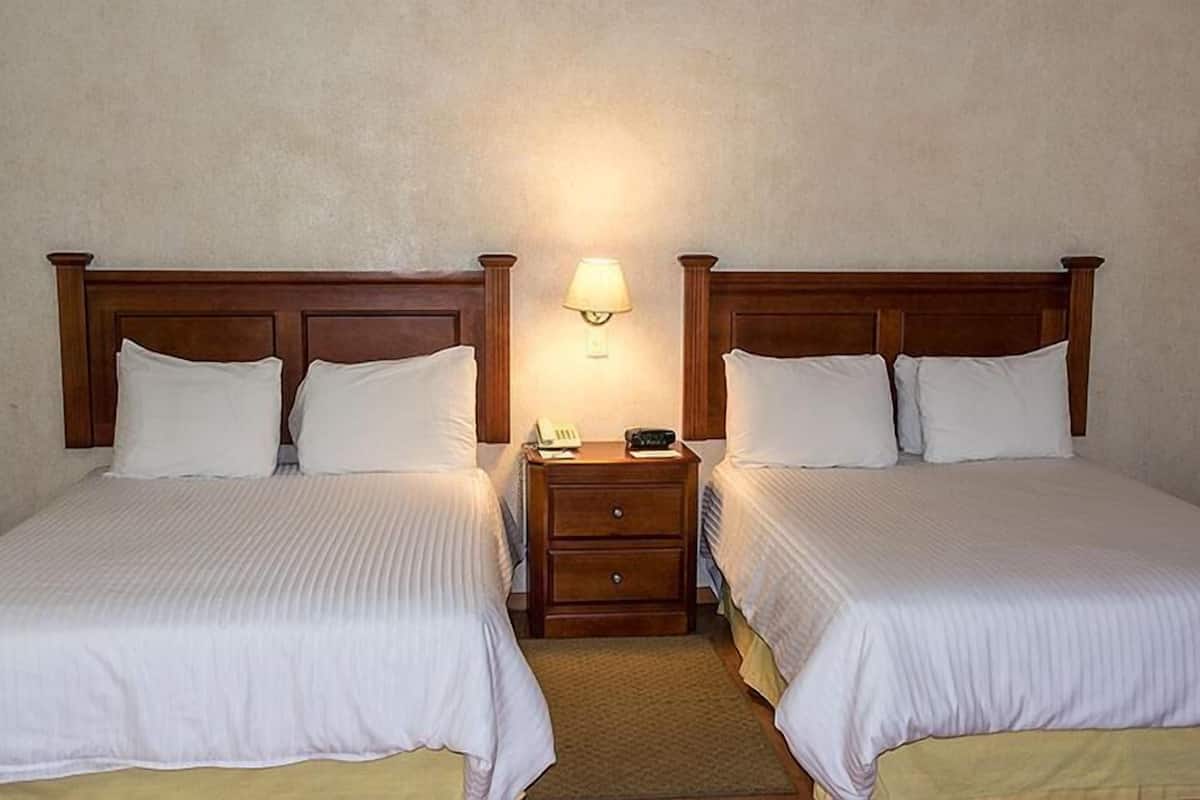 In-room safe, desk, iron/ironing board, WiFi (free)