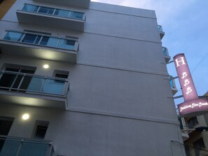Fachada del alojamiento
