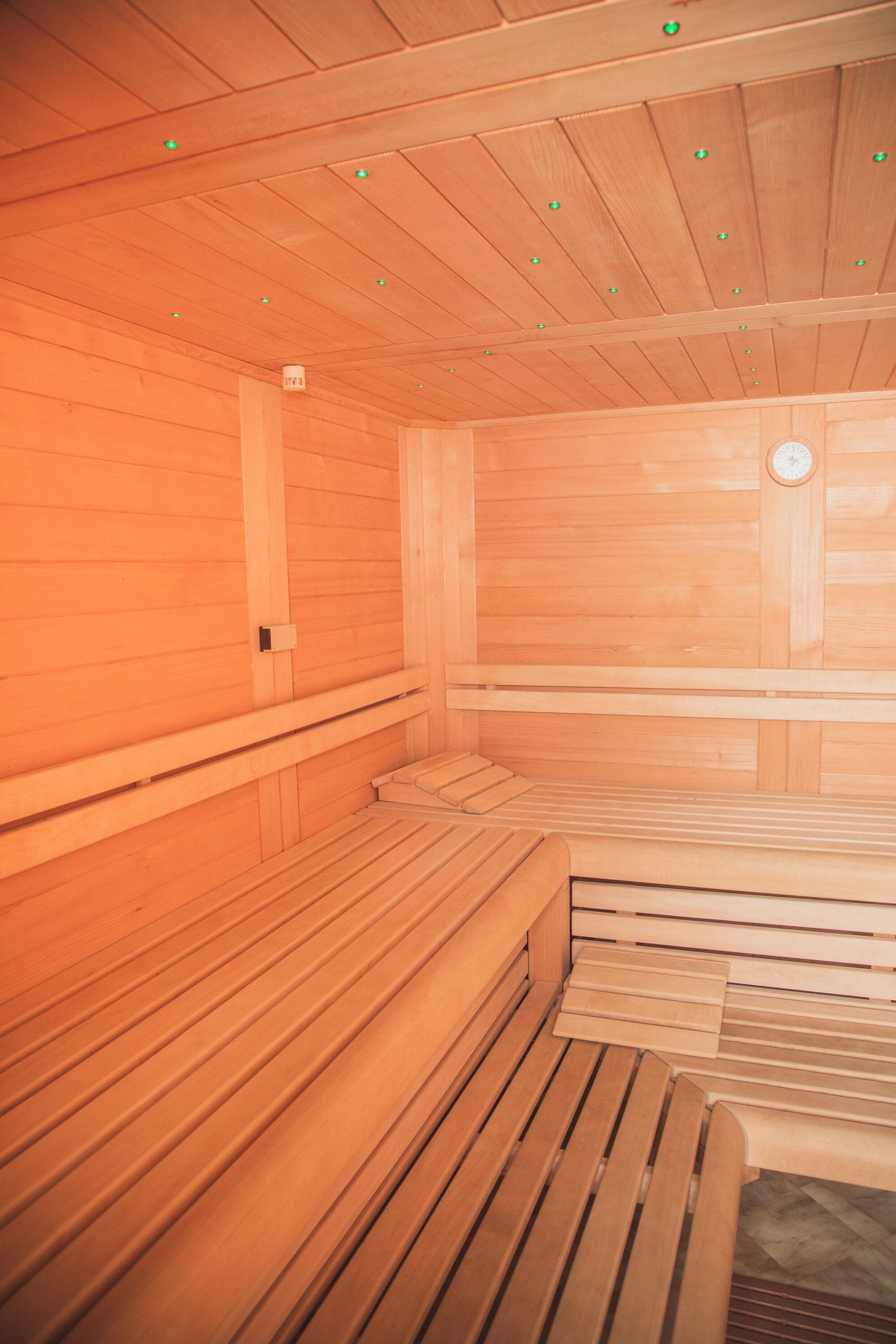 body treatments, swedish massages, thai massages, body scrubs, facials