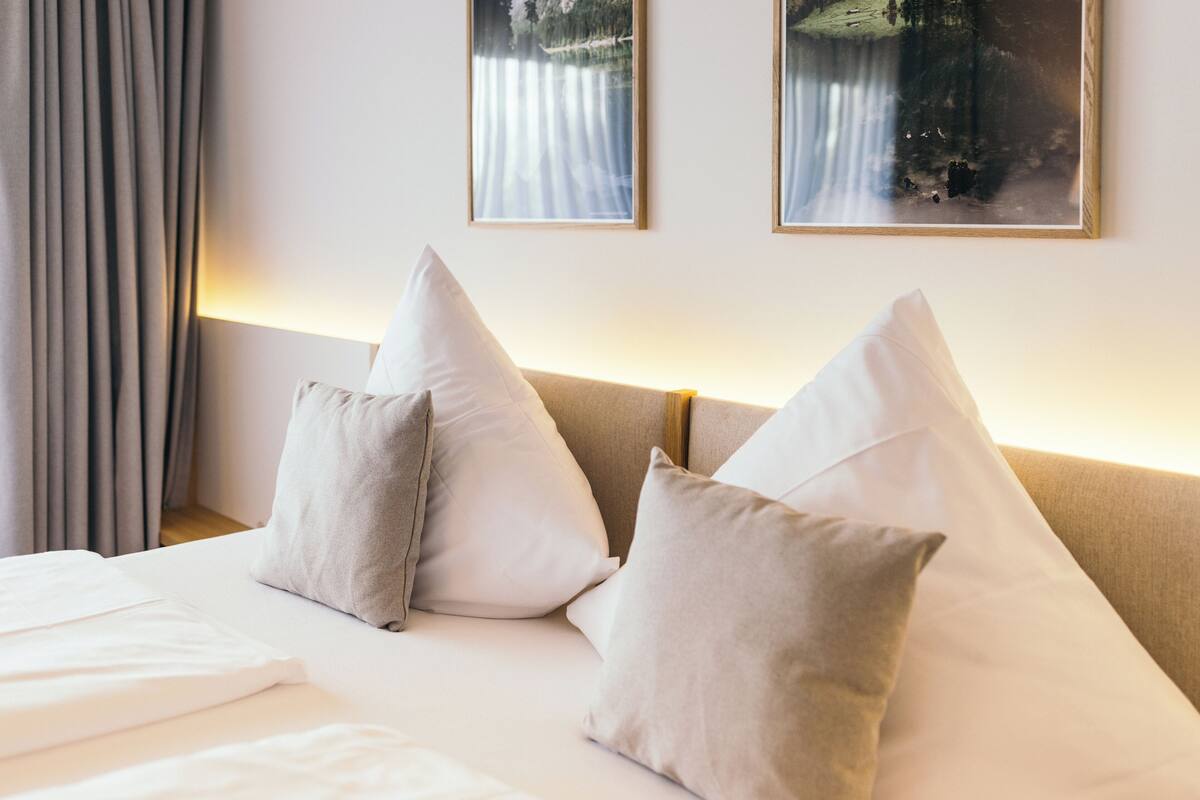 minibar, in-room safe, desk, blackout curtains