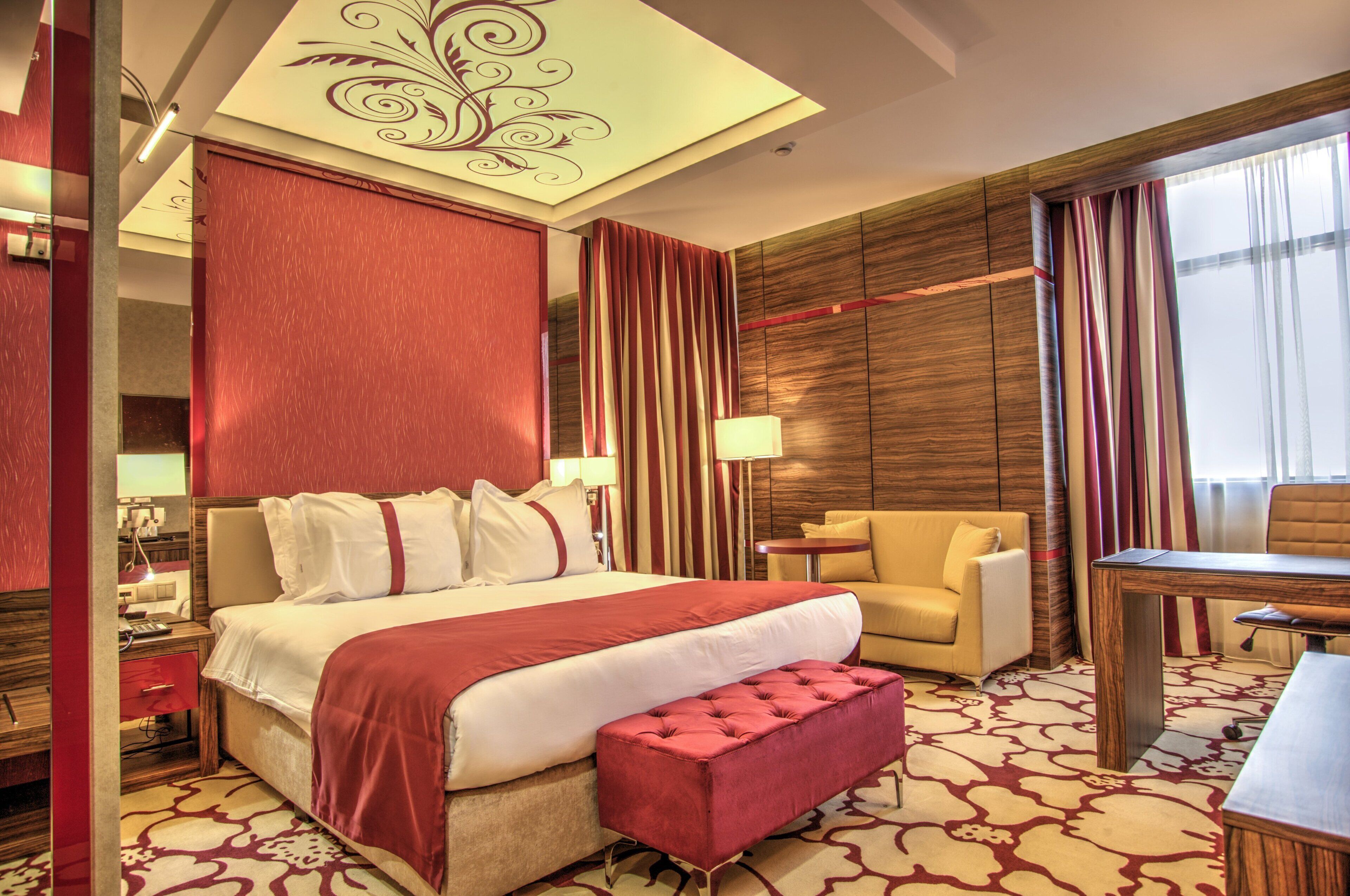 premium room, 1 king bed | 1 bedroom, minibar, in-room safe, desk