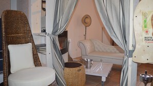 House, 2 Bedrooms | Living area - Penelope Luxury Bungalow (Pallini)