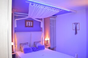 Maison, 2 chambres | 2 chambres, minibar, coffre-fort, fer et planche Ă repasser