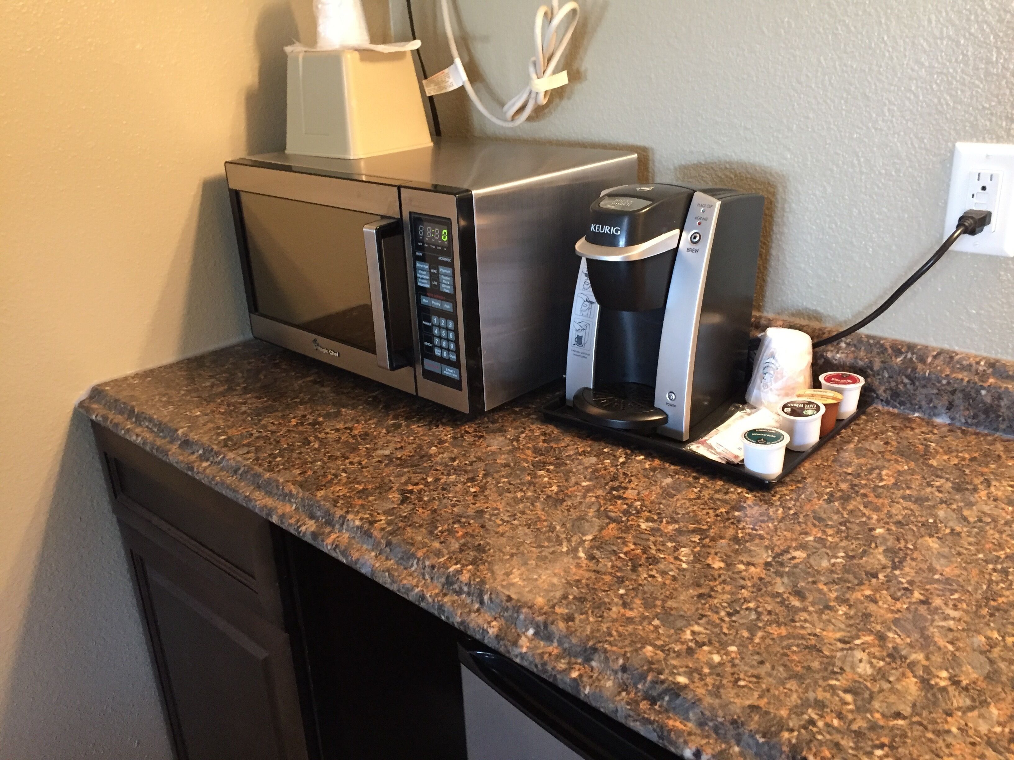 Two Queens Kitchenette Ground Floor | Microwave