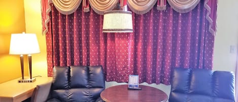 Deluxe Room, 1 King Bed, Mountain View | Desk, free WiFi, bed sheets