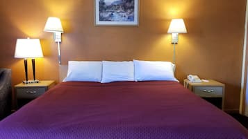 Kamar Standar, 1 Tempat Tidur King | Meja kerja, Wi-Fi gratis, dan seprai linen