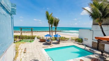 Outdoor pool, pool umbrellas