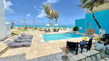 Outdoor pool, pool umbrellas