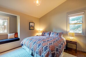 In-room safe, soundproofing, bed sheets
