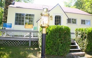 Exterior - The Enchanted Cottage (Northport)