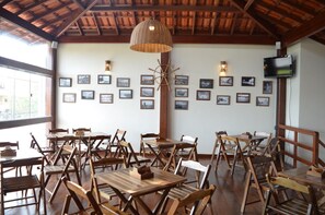 Ze serveren er ontbijt, lunch, diner en brunch 