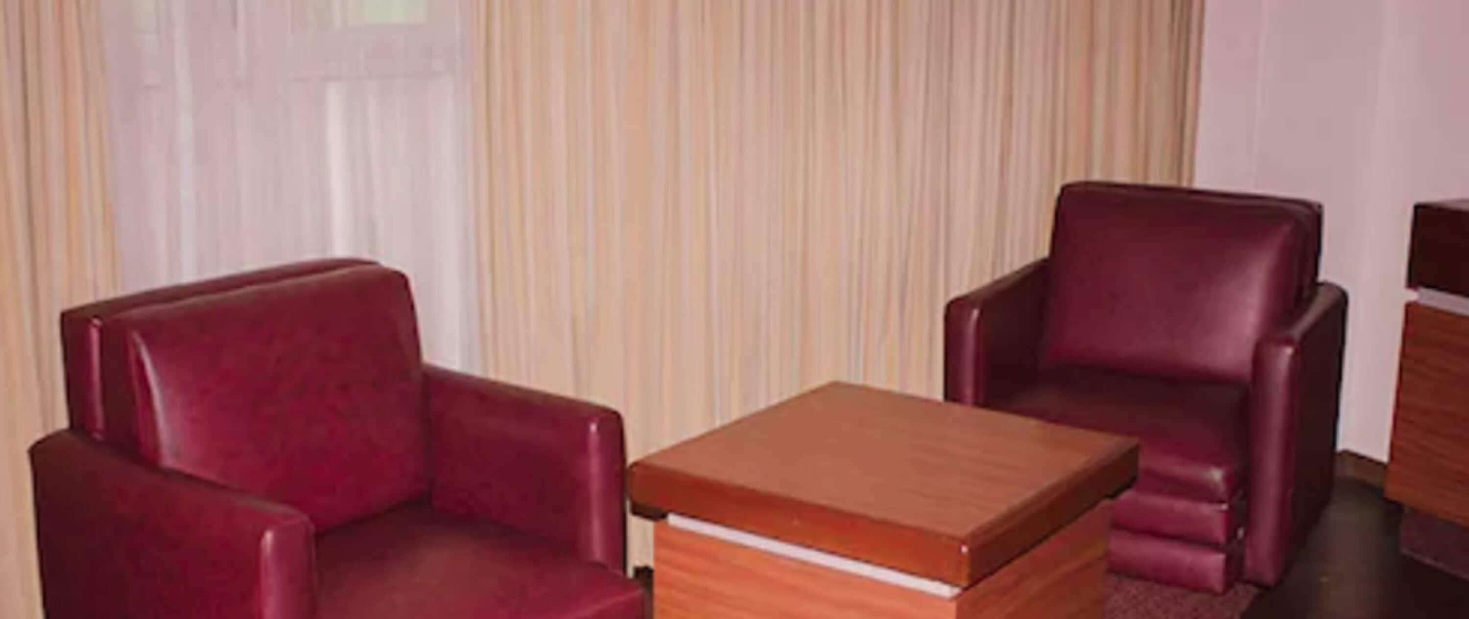 flat-screen tv, dvd player