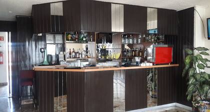 Hotel Montreal