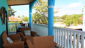 Luxury Suite, 1 Bedroom, Non Smoking, Kitchen | Balcony