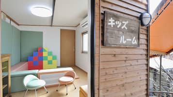 Children’s play area – indoor