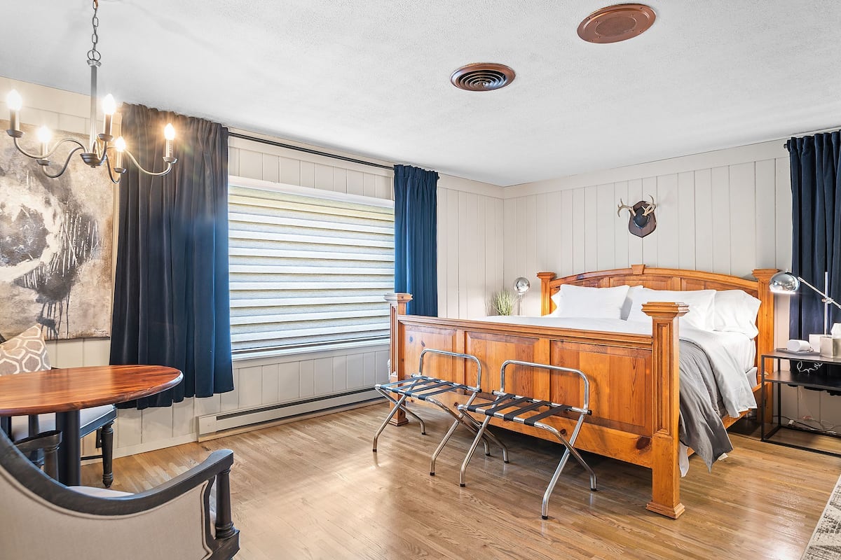 Standard King Room | 1 bedroom, premium bedding, individually decorated