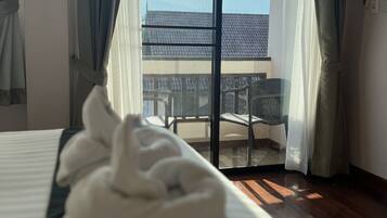 Super Deluxe Double with Balcony | Terrace/patio