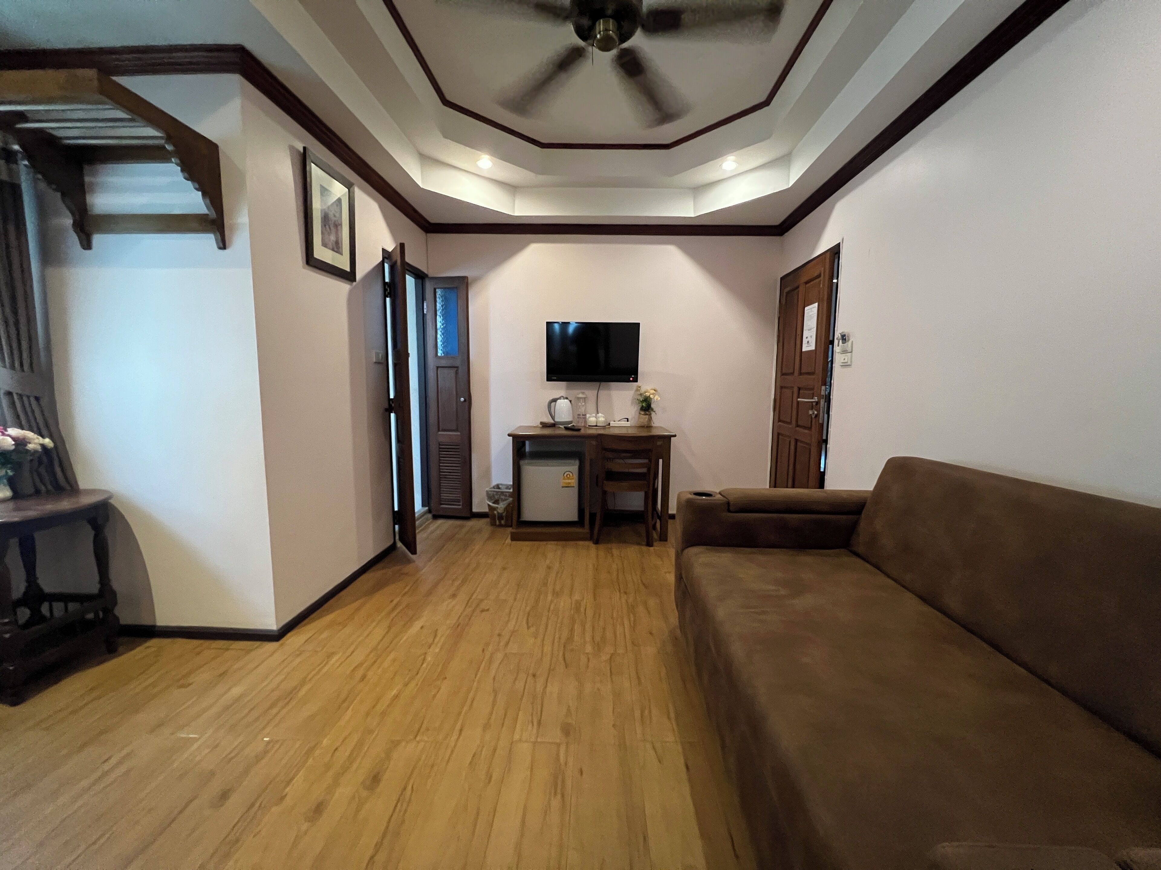 large double room | living area | 28-inch tv with cable channels