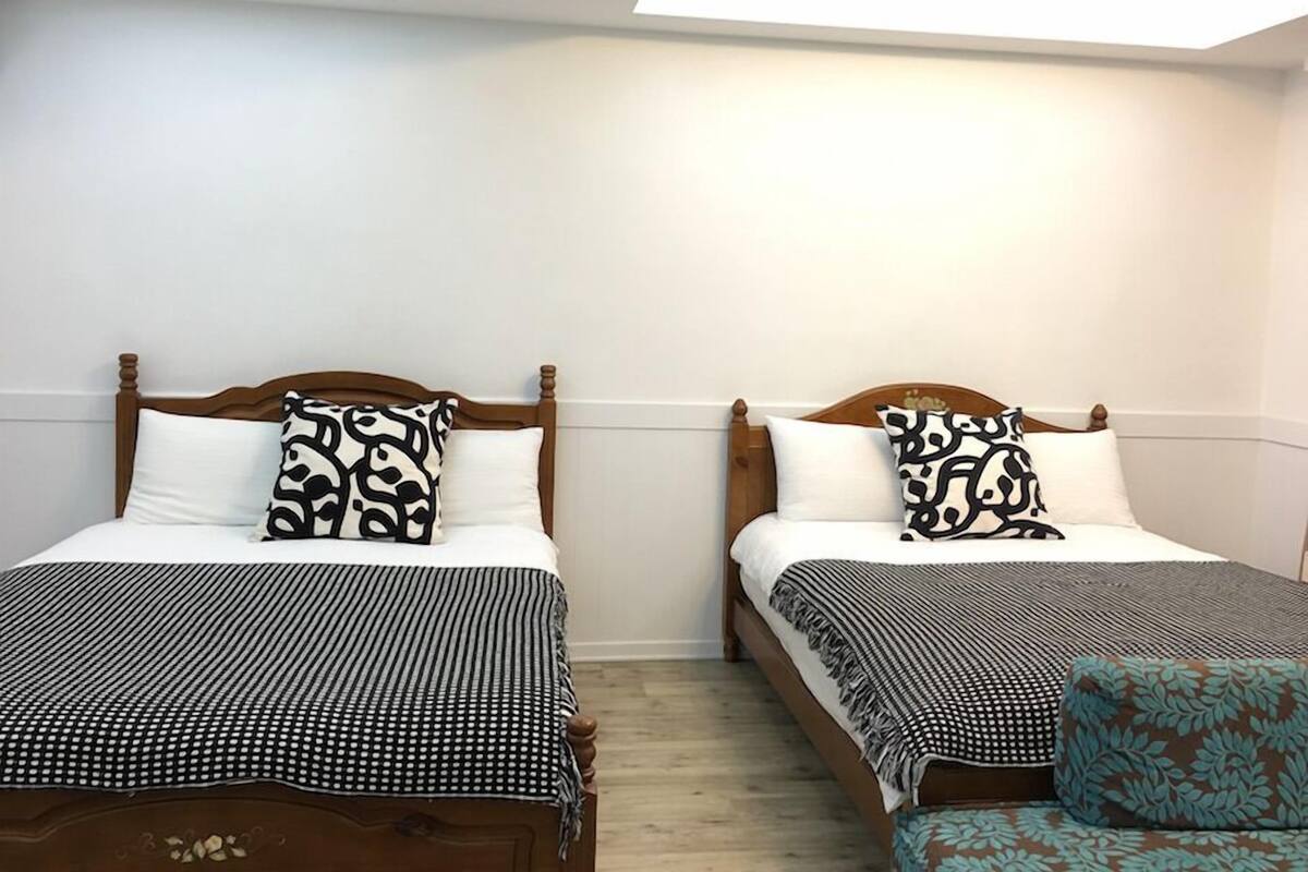 Quad Room, 2 Double Beds | Blackout curtains, free WiFi