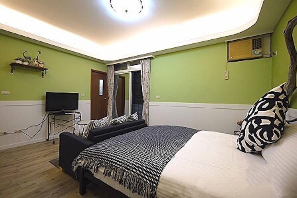 Superior Double Room | Blackout curtains, free WiFi