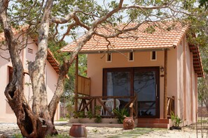 Property grounds - Gold Sand Beach Bungalow (Phu Quoc)