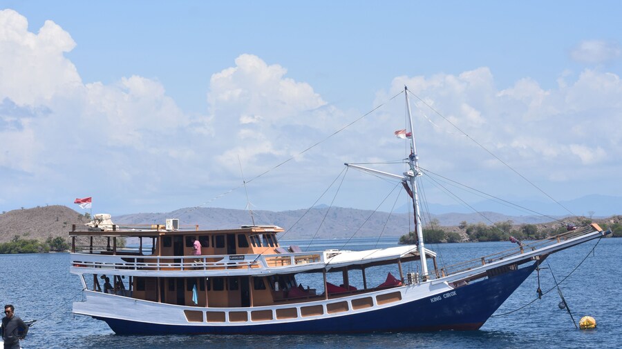 Komodo Cruise Boat