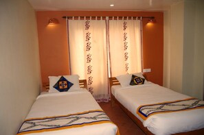 Cofres nos quartos, individualmente decorados