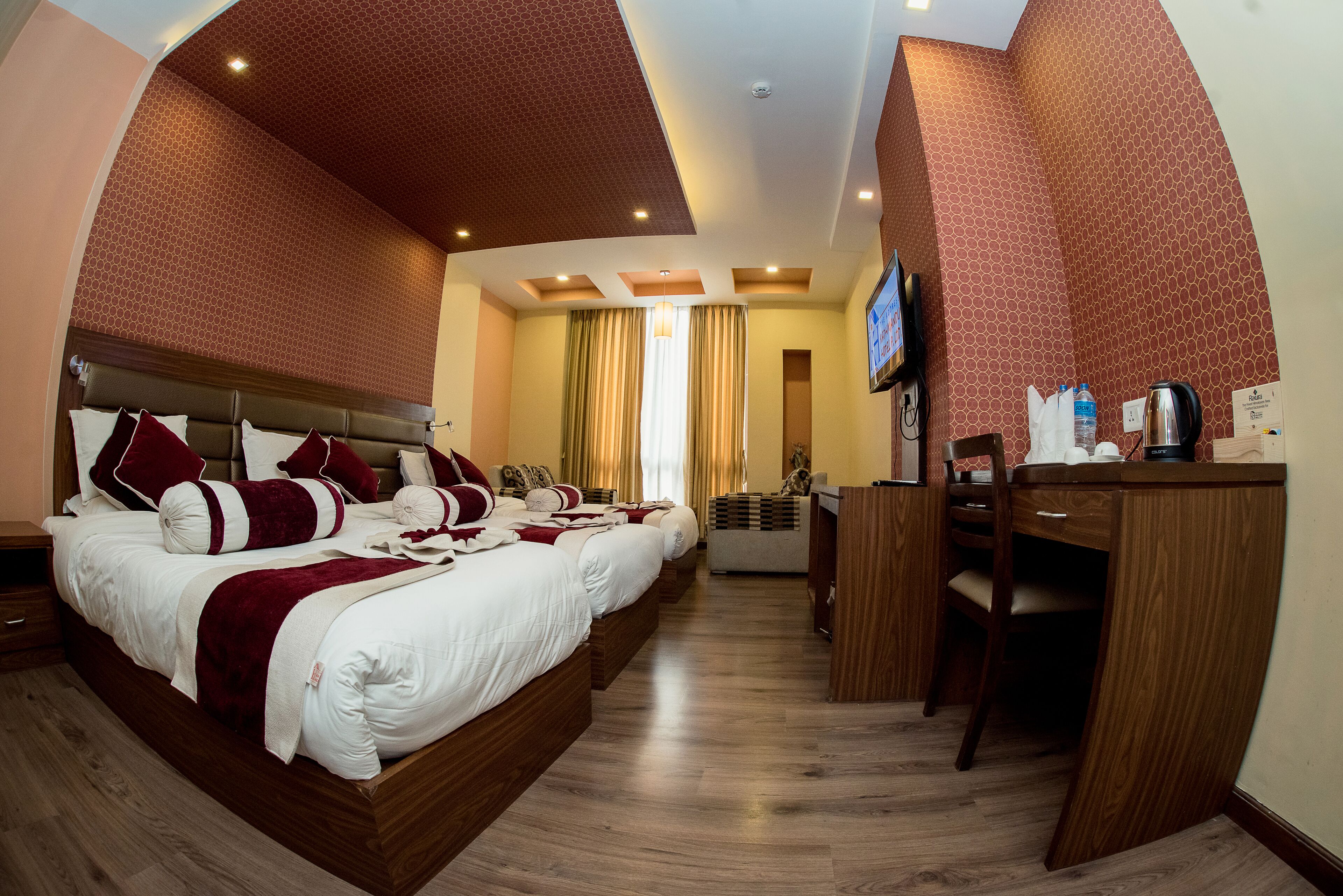 deluxe triple room, 3 single beds, city view | premium bedding, minibar, in-room safe, desk