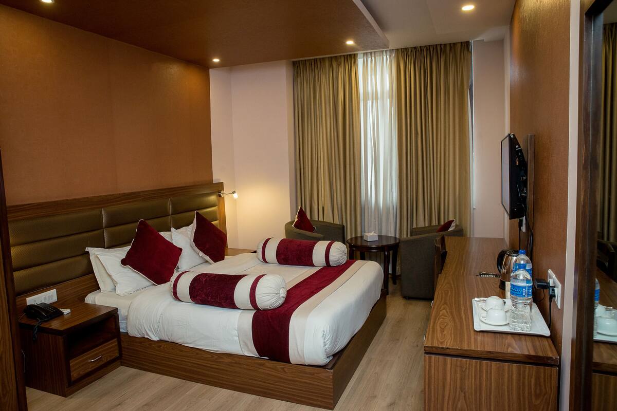 Deluxe Double or Twin Room, Mountain View