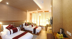 Premium bedding, minibar, in-room safe, desk