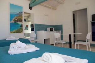 Estudio (3 pax) | Cunas gratuitas, wifi gratis, accesible en silla de ruedas