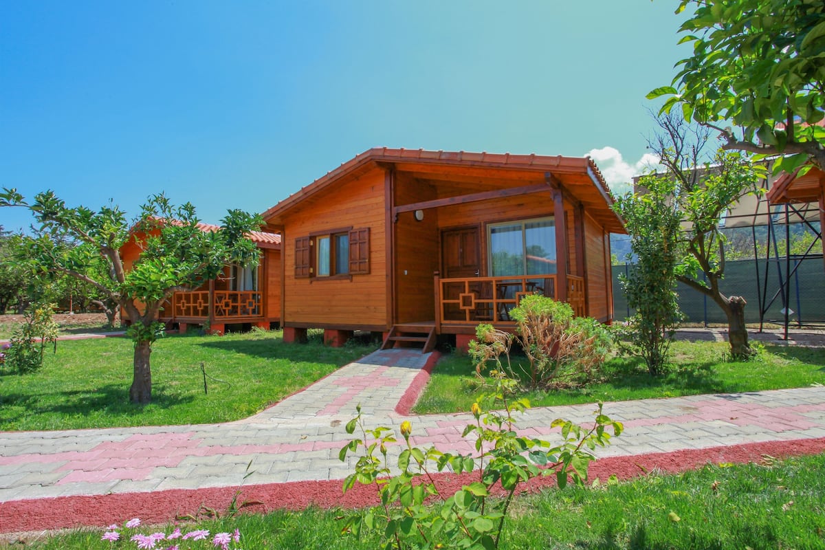 Deluxe-Bungalow | Zimmersafe, Schreibtisch, schallisolierte Zimmer, kostenloses WLAN