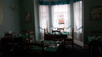 English breakfast for a fee