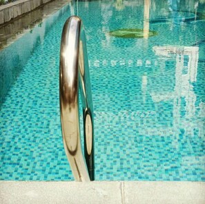 Outdoor pool - Jiny Tran Hotel (Phu Quoc)