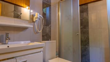 Family Bungalow | Bathroom