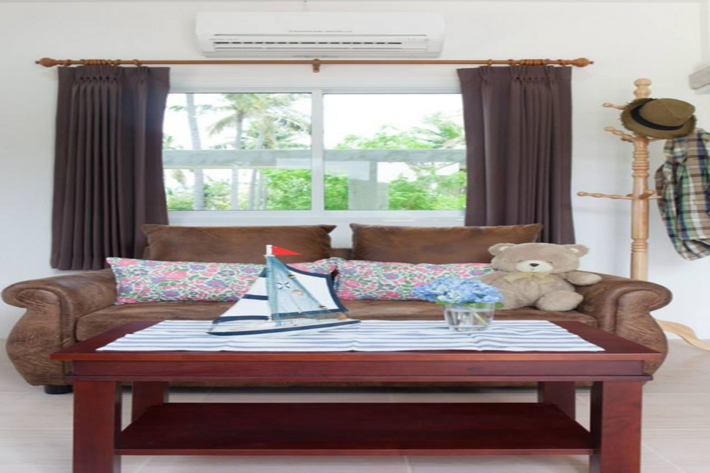 Televisión LCD 32 pulgadas con canales de televisión por cable