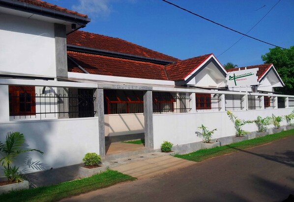 Bahagian luar