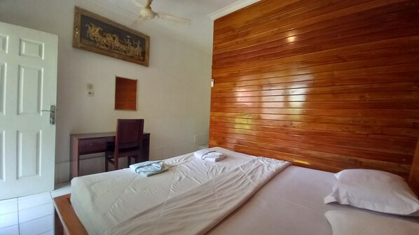 Deluxe Double Room | Bathroom