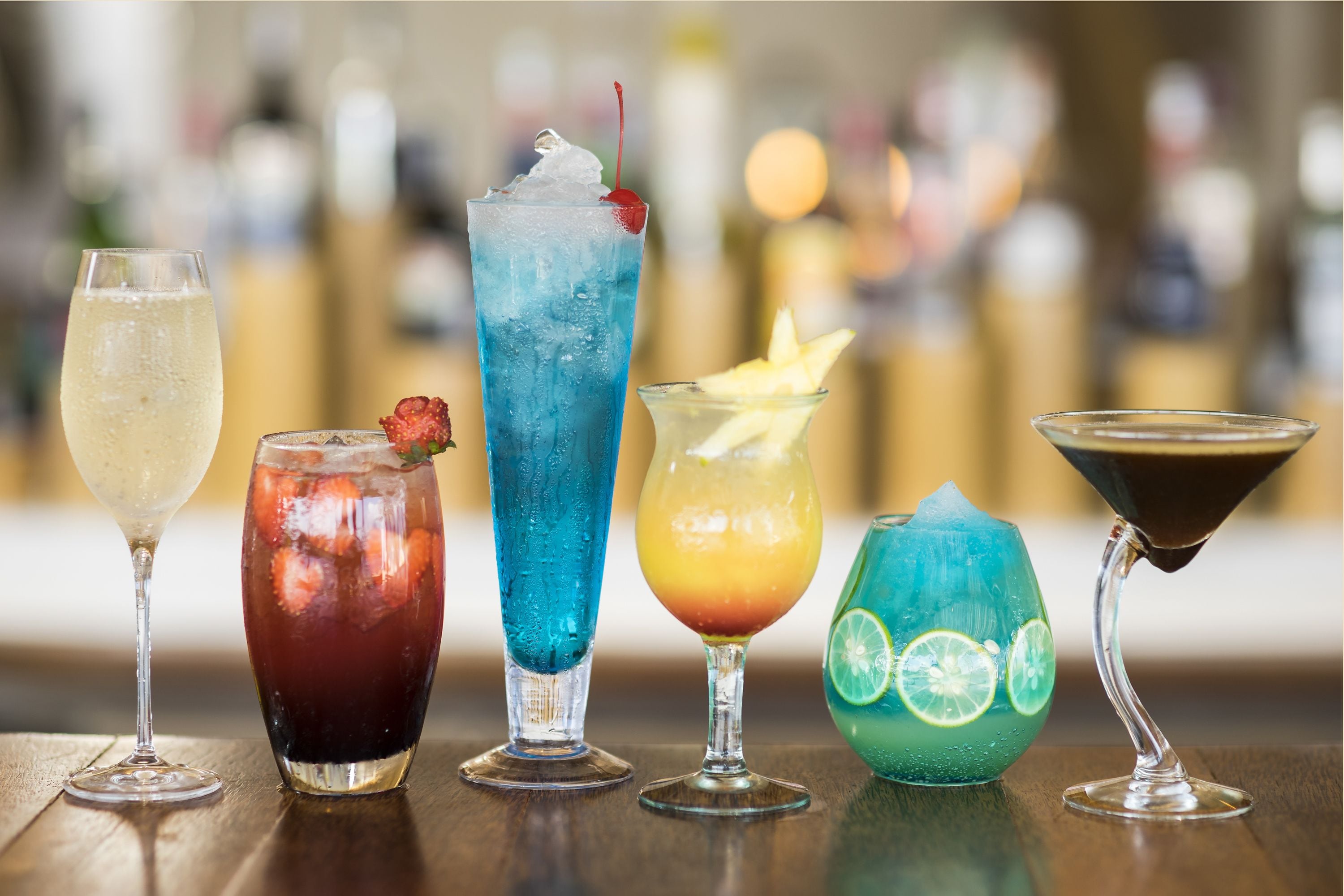 2 bars/lounges, poolside bar, beach bar