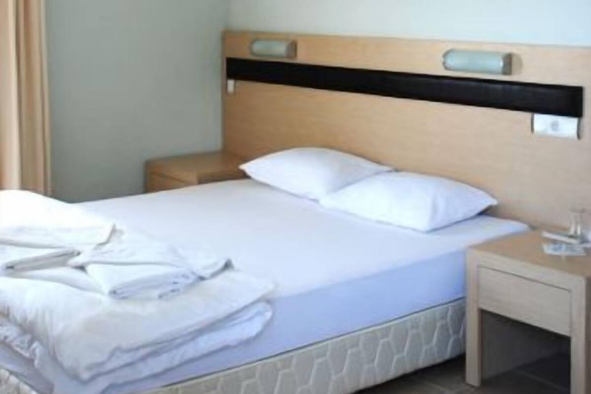 In-room safe, desk, free cots/infant beds