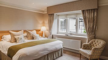 In-room safe, desk, iron/ironing board, rollaway beds