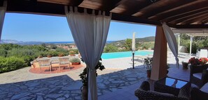 Exterior - Li Muntigeddi (San Teodoro)